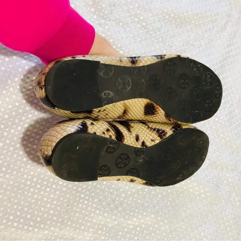 Tory Burch leopard patent‎ leather flats